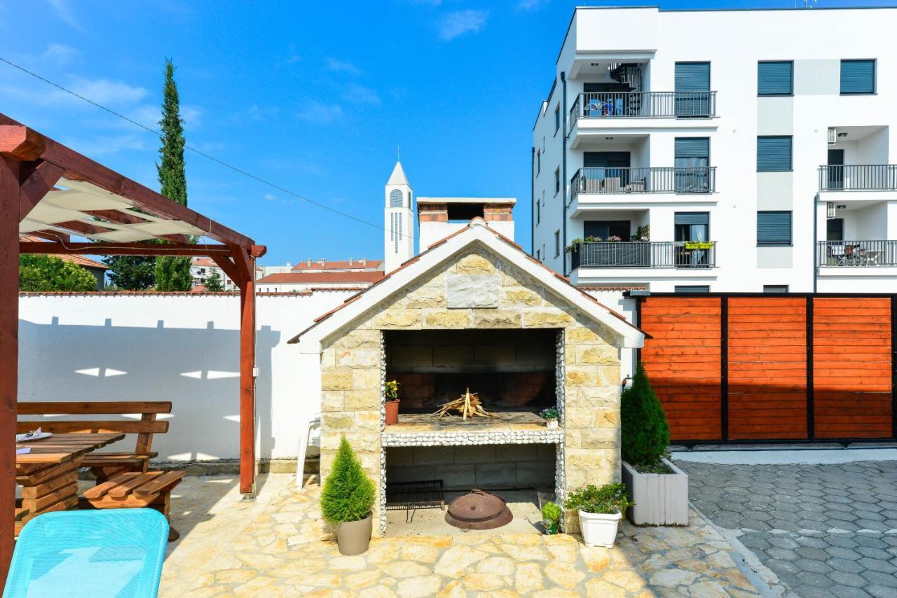 Holiday Kiara With Pool Vakantiehuis Zadar
