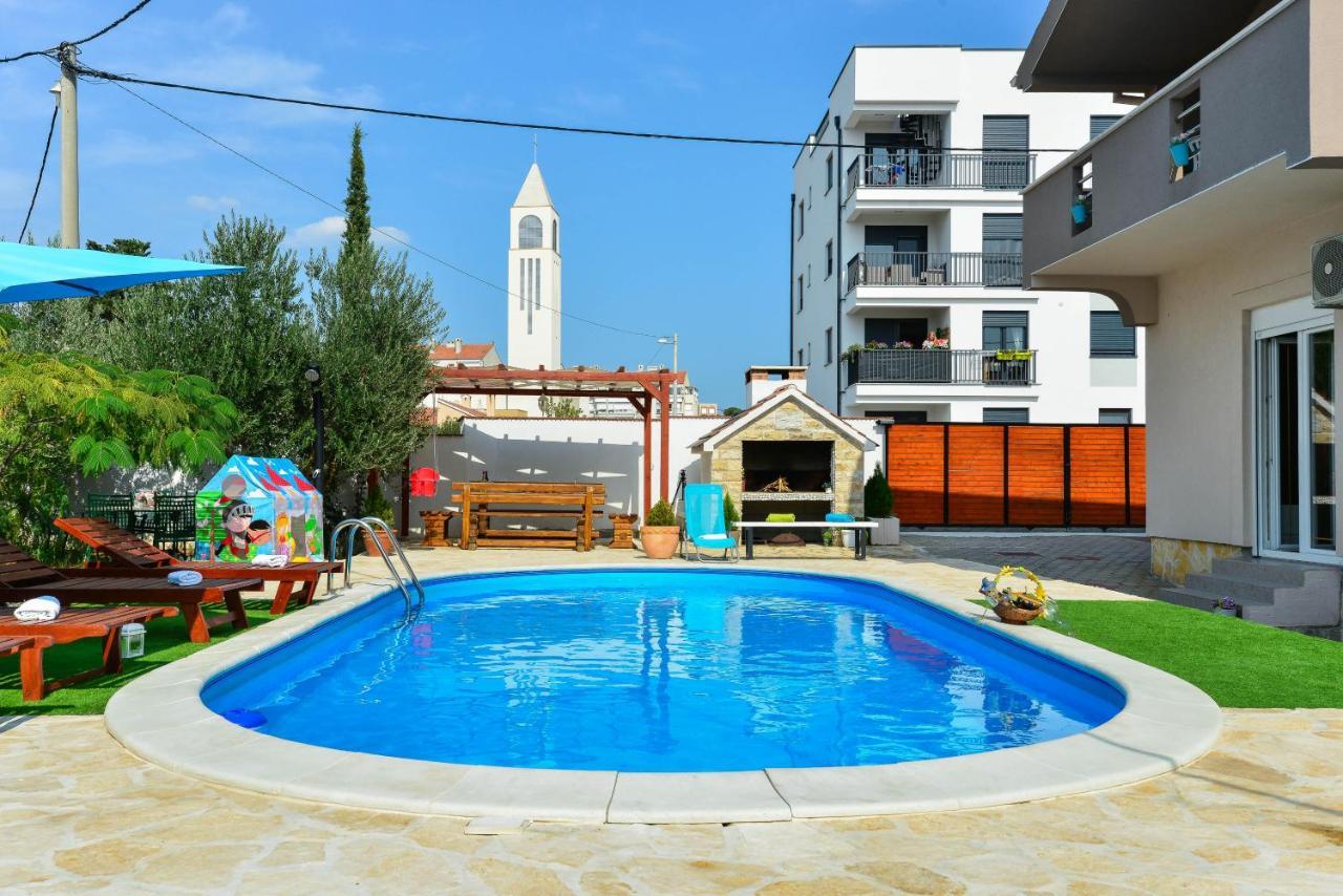 Holiday Kiara With Pool Vakantiehuis *