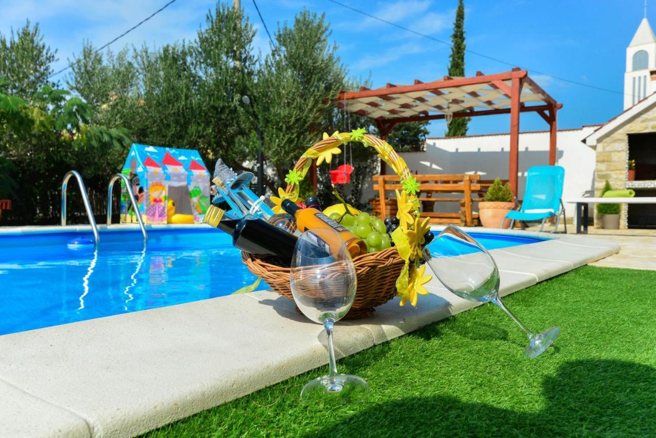 Holiday Kiara With Pool * Zadar