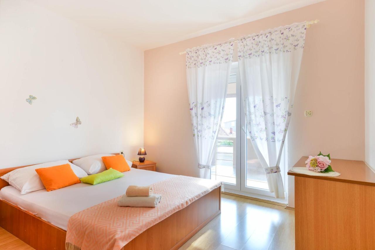 Vakantiehuis Holiday Kiara With Pool *